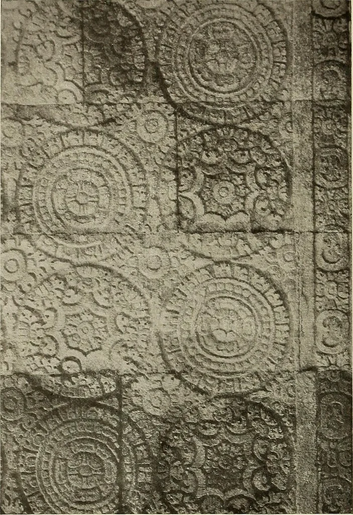 An illustration from De inlandsche kunstnijverheid in Nederlandsch Indië, 1912, leaf 207