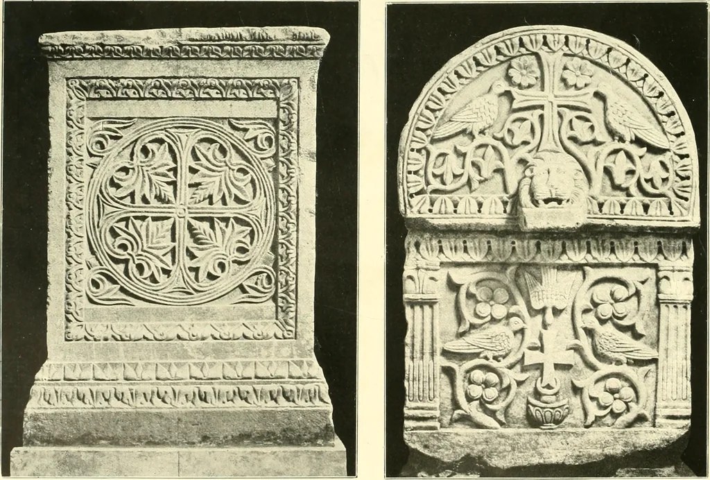 An illustration from Dekorative skvlptvr: figvr, ornament, architektvrplastik avs den havptepochen der kvnst, 1910, leaf 111