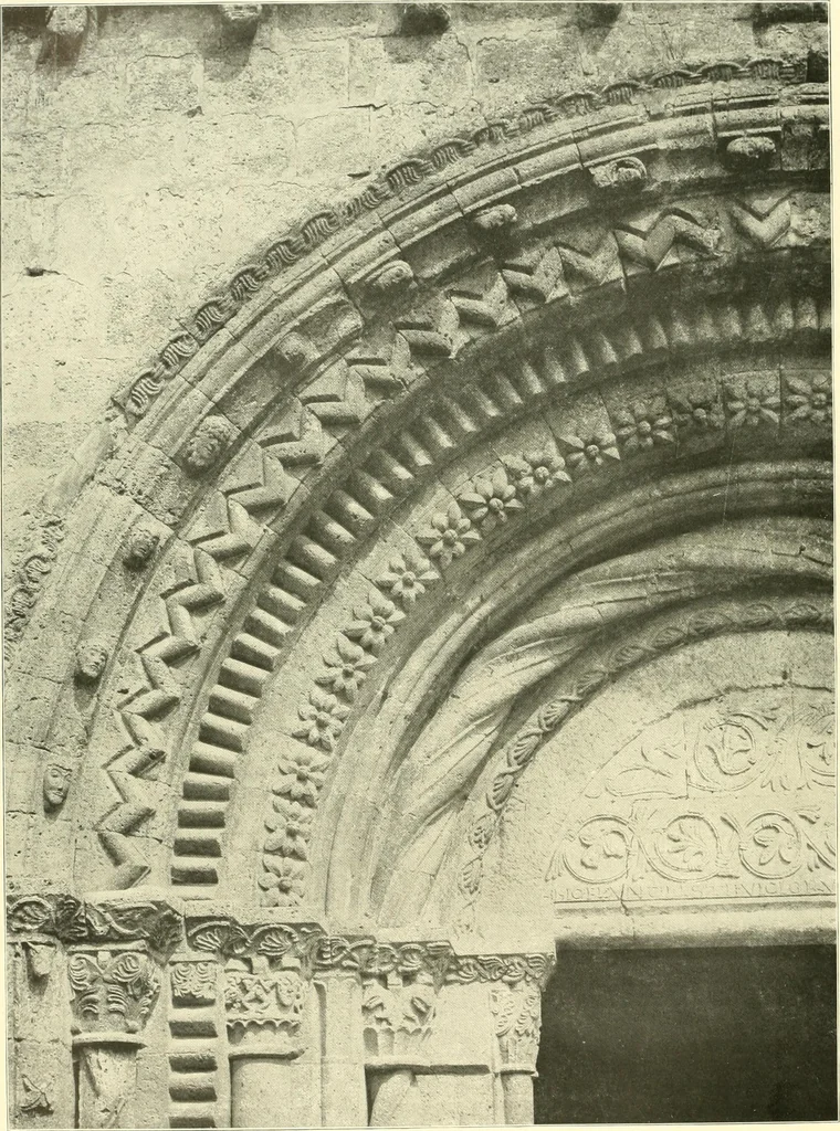 An illustration from Dekorative skvlptvr: figvr, ornament, architektvrplastik avs den havptepochen der kvnst, 1910, leaf 119