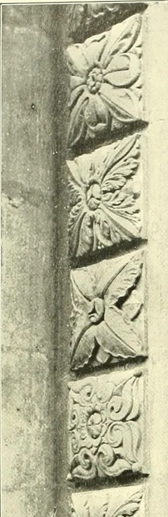 An illustration from Dekorative skvlptvr: figvr, ornament, architektvrplastik avs den havptepochen der kvnst, 1910, leaf 127