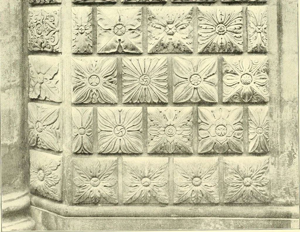 An illustration from Dekorative skvlptvr: figvr, ornament, architektvrplastik avs den havptepochen der kvnst, 1910, leaf 127
