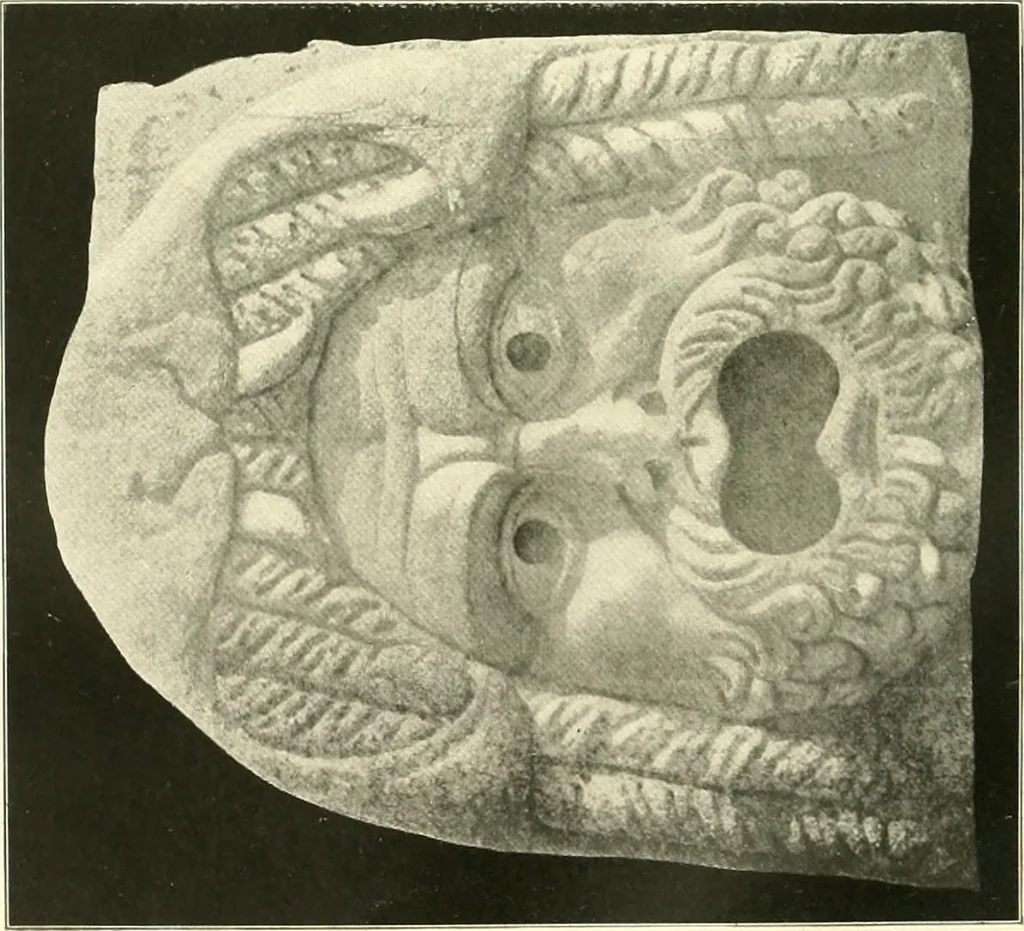 An illustration from Dekorative skvlptvr: figvr, ornament, architektvrplastik avs den havptepochen der kvnst, 1910, leaf 13