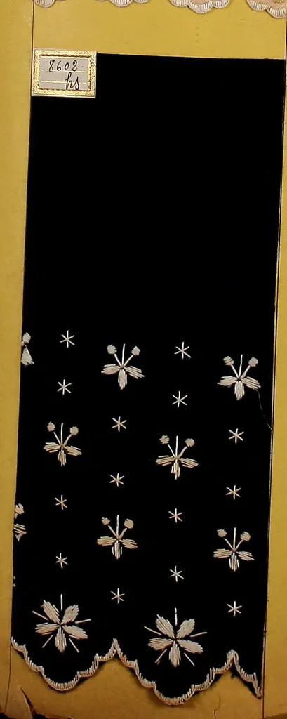 An illustration from Sample book of French embroidery, 1850?, 1850, leaf 104