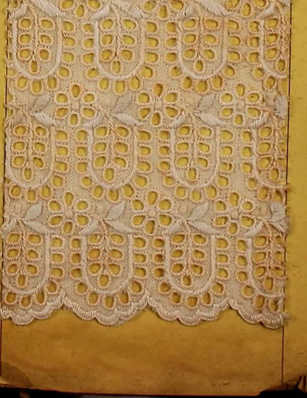 An illustration from Sample book of French embroidery, 1850?, 1850, leaf 122
