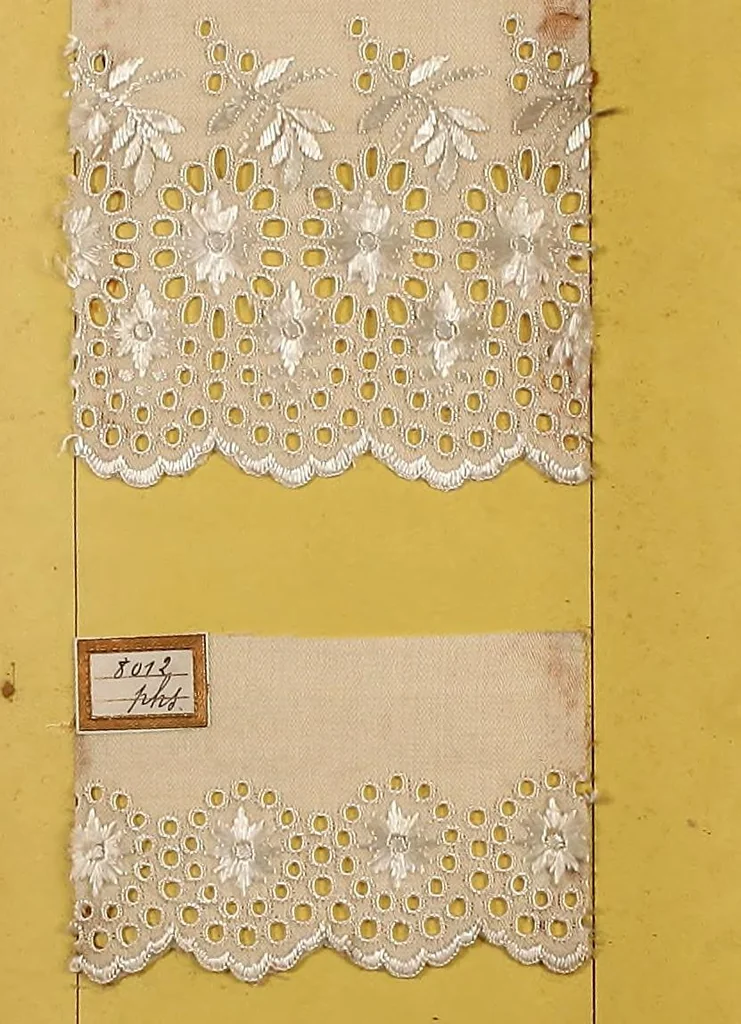 An illustration from Sample book of French embroidery, 1850?, 1850, leaf 32