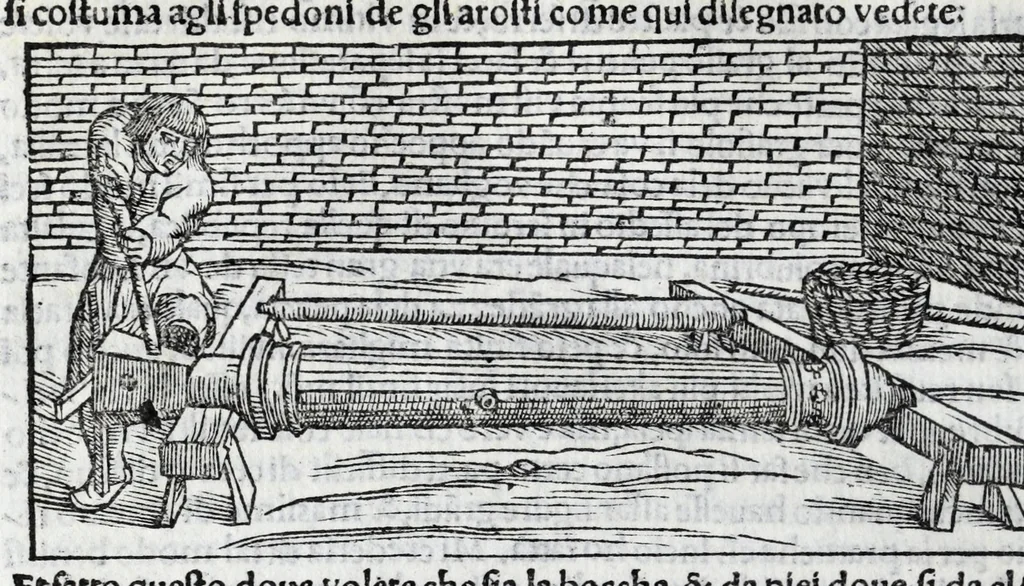 An illustration from De la pirotechnia libri X. : dove ampiamente si tratta non solo di ogni sorte & diuersita di miniere, ma anchora quanto si ricerca intorno à la prattica di quelle cose, di quel che si appartiene à l'arte de la fusione, ouer gitto de metalli, come d'ogni altra cosa simile à questa, 1540, leaf 196