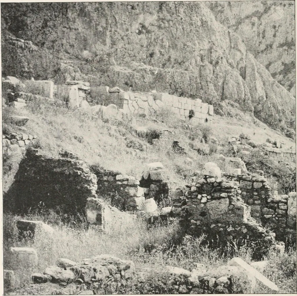 An illustration from Delphi, 1920, leaf 255