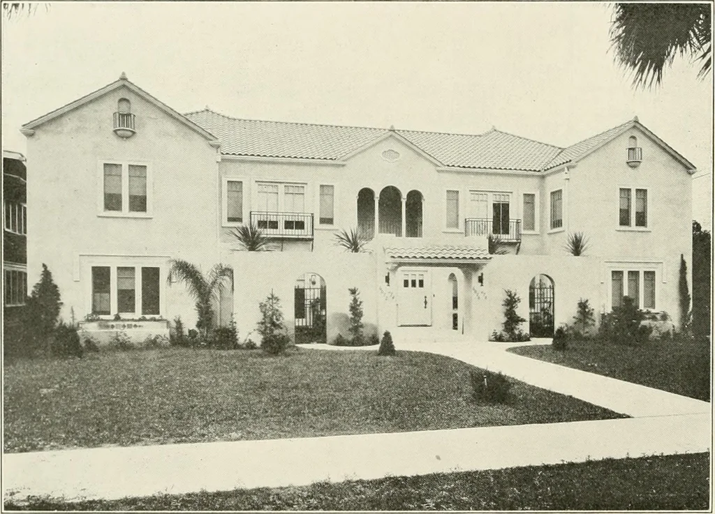 An illustration from De luxe flats : a book on flats and duplex homes ; showing the latest advance designs of this particular type of architecture, published to meet the requirements of all those who desire to study the flat or duplex home in its latest development., 1920, leaf 13