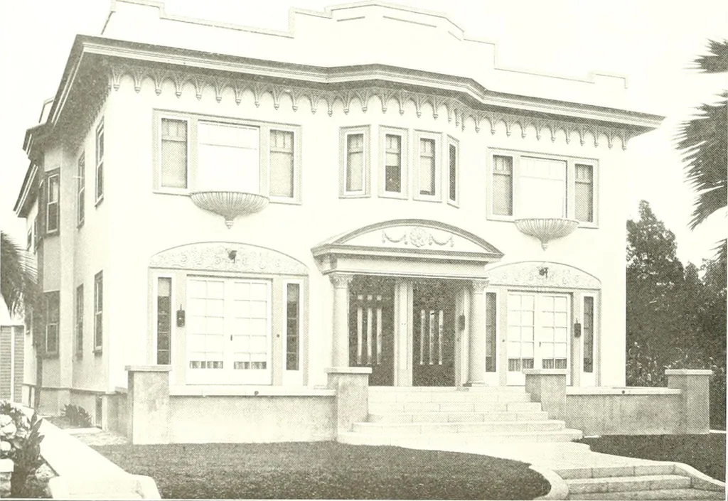 An illustration from De luxe flats : a book on flats and duplex homes ; showing the latest advance designs of this particular type of architecture, published to meet the requirements of all those who desire to study the flat or duplex home in its latest development., 1920, leaf 17