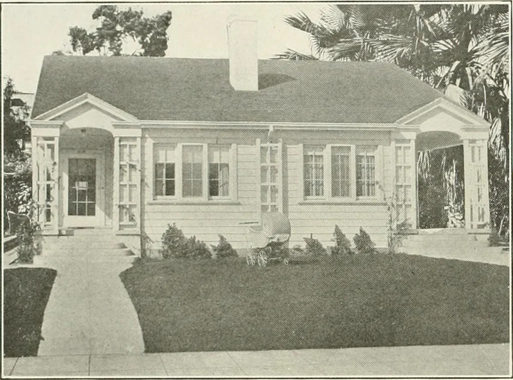An illustration from De luxe flats : a book on flats and duplex homes ; showing the latest advance designs of this particular type of architecture, published to meet the requirements of all those who desire to study the flat or duplex home in its latest development., 1920, leaf 31