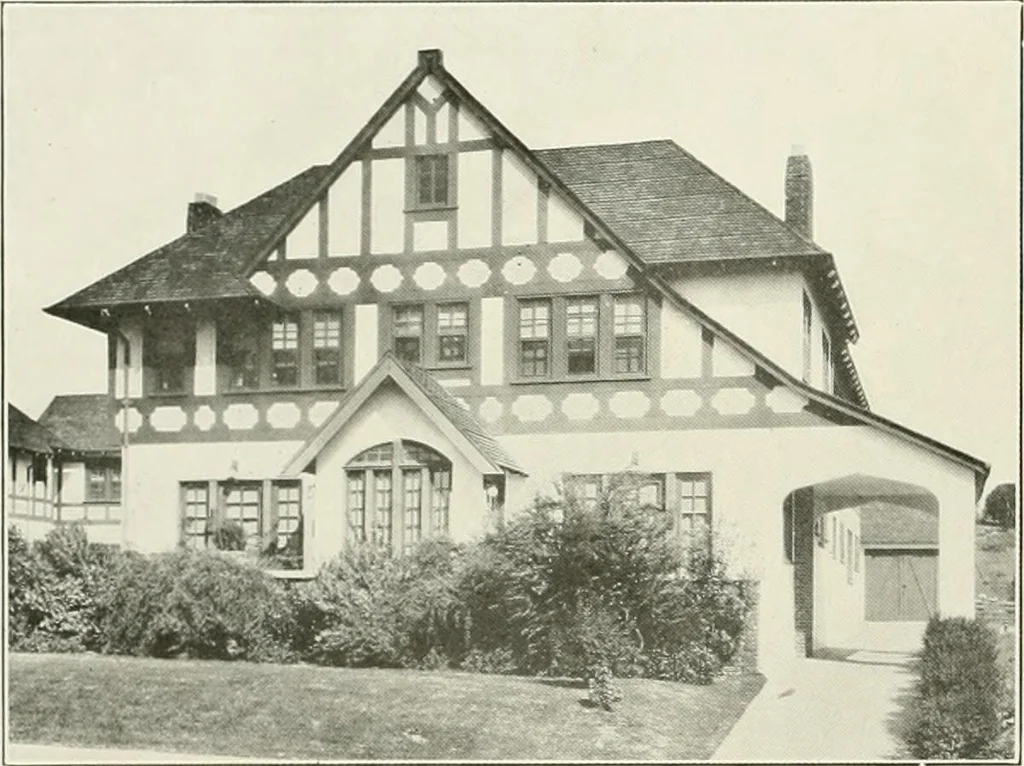 An illustration from De luxe flats : a book on flats and duplex homes ; showing the latest advance designs of this particular type of architecture, published to meet the requirements of all those who desire to study the flat or duplex home in its latest development., 1920, leaf 35