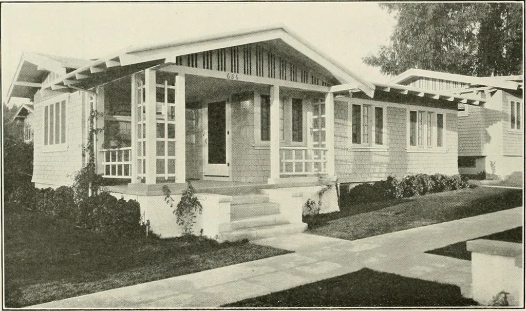 An illustration from De luxe flats : a book on flats and duplex homes ; showing the latest advance designs of this particular type of architecture, published to meet the requirements of all those who desire to study the flat or duplex home in its latest development., 1920, leaf 59