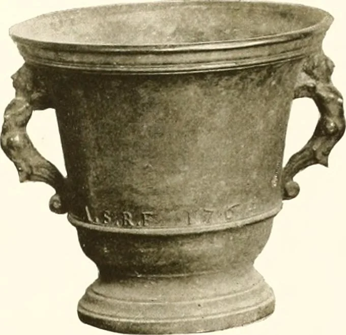 An illustration from De luxe illustrated catalogue of the treasures and antiquities illustrating the golden age of Italian art, belonging to the famous expert and antiquarian, Signor Stefano Bardini, of Florence, Italy;, 1918, leaf 60