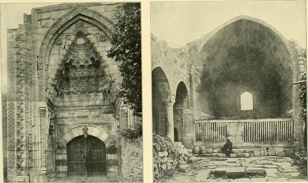 An illustration from Denkmäler persischer Baukunst : geschichtliche Untersuchung und Aufnahme muhammedanischer Backsteinbauten in Vorderasien und Persien, 1901, leaf 151