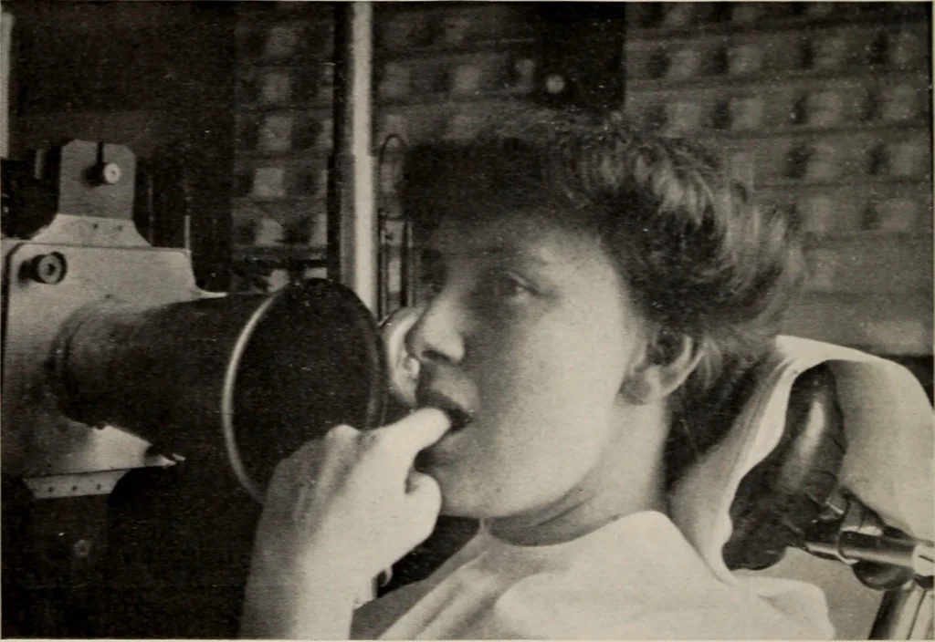 An illustration from Dental and oral radiography : a text book for students and practitioners of dentistry, 1916, leaf 93