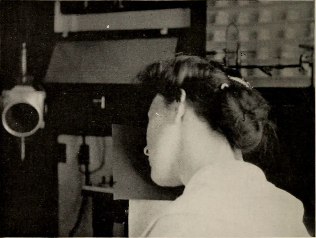 An illustration from Dental and oral radiography : a text book for students and practitioners of dentistry, 1916, leaf 97