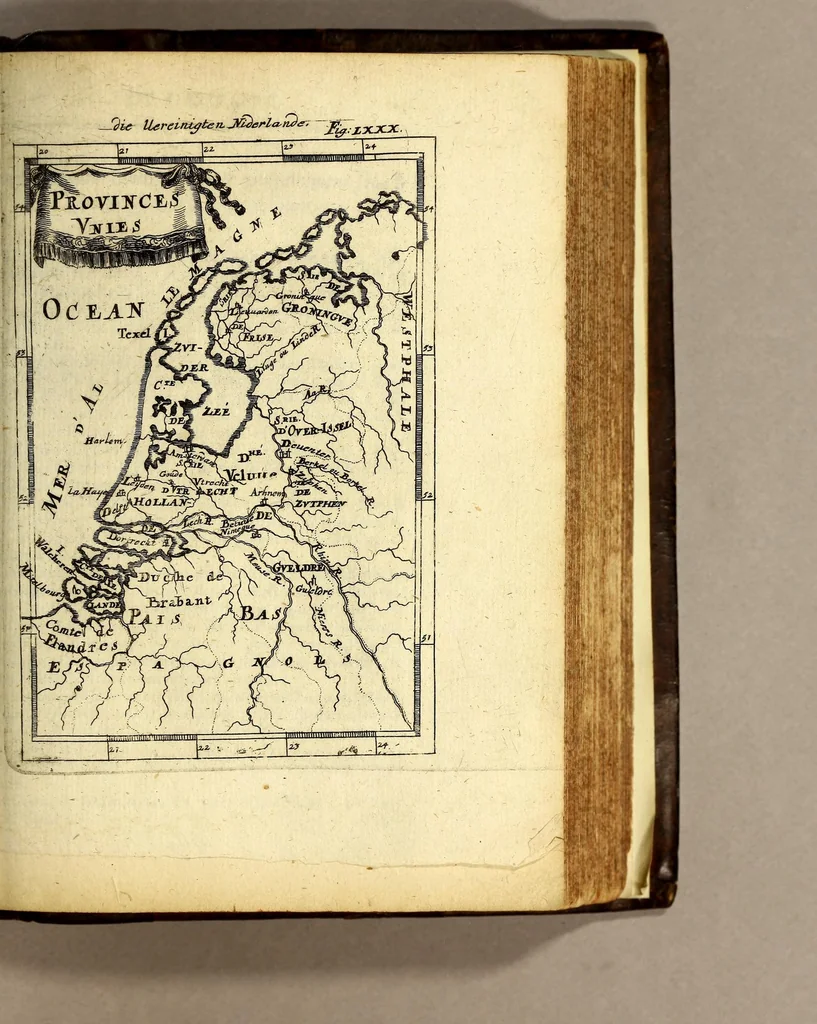 An illustration from Description de l'univers, : contenant les differents systemes du monde, les cartes generales & particulieres de la geographie ancienne & moderne : les plans & les profils des principales villes & des autres lieux plus considerables de la terre; avec les portraits des souverains qui y commandent, leurs blasons, titres & livrées : et les mœurs, religions, gouvernemens & divers habillemens de chaque nation. Dediée au roy., 1685, leaf 303