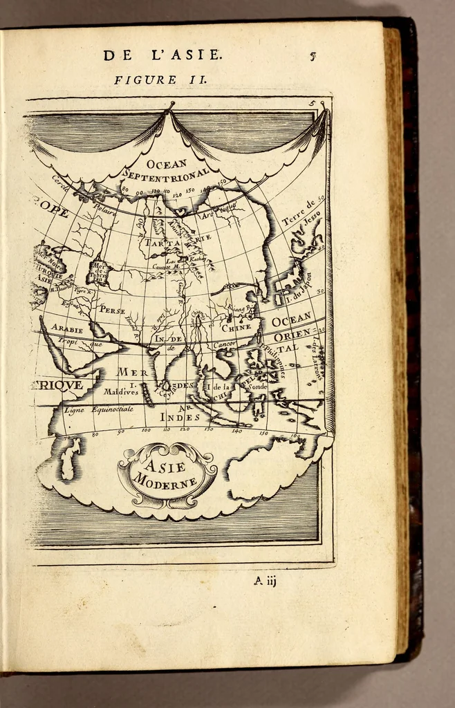 An illustration from Description de l'univers, : contenant les differents systêmes du monde, les cartes generales & particulieres de la geographie ancienne & moderne : les plans & les profils des principales villes & des autres lieux plus considerables de la terre ; avec les portraits des souverains qui y commandent, leurs blasons, titres & livrées : et les mœurs, religions, gouvernemens & divers habillemens de chaque nation. Dediee au roy., 1683, leaf 21