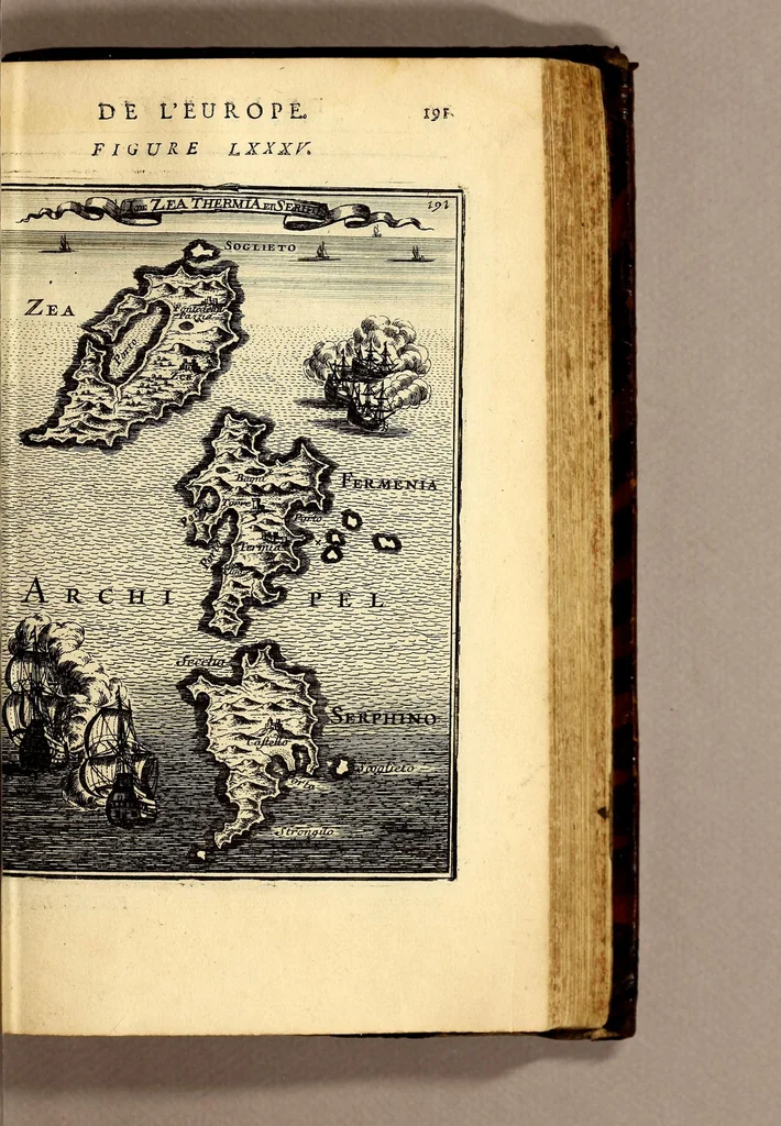 An illustration from Description de l'univers, : contenant les differents systêmes du monde, les cartes generales & particulieres de la geographie ancienne & moderne : les plans & les profils des principales villes & des autres lieux plus considerables de la terre ; avec les portraits des souverains qui y commandent, leurs blasons, titres & livrées : et les mœurs, religions, gouvernemens & divers habillemens de chaque nation. Dediee au roy., 1683, leaf 209