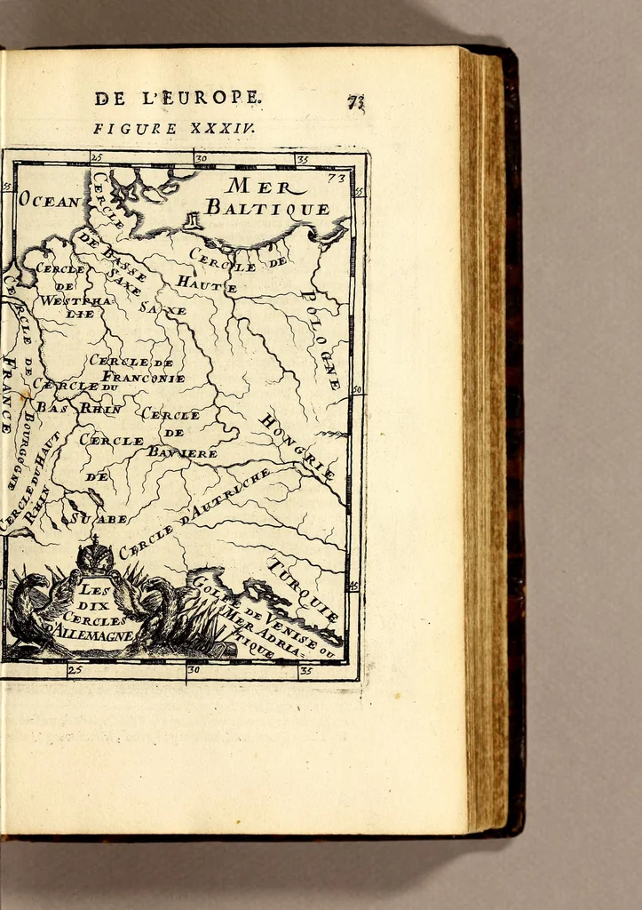 An illustration from Description de l'univers, : contenant les differents systêmes du monde, les cartes generales & particulieres de la geographie ancienne & moderne : les plans & les profils des principales villes & des autres lieux plus considerables de la terre ; avec les portraits des souverains qui y commandent, leurs blasons, titres & livrées : et les mœurs, religions, gouvernemens & divers habillemens de chaque nation. Dediee au roy., 1683, leaf 93