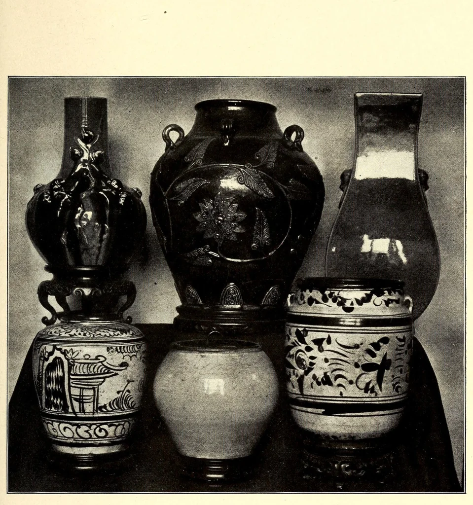 An illustration from Descriptive catalogue of an important keramic collection of Japanese and Chinese pottery, porcelain, bronzes, lacquers, brocade, prints, embroideries, kakemono, screens, ethnological and buddhist objects selected by Mr. Bunkio Matsuki of Kobe, Japan, and Boston, 1898, leaf 51