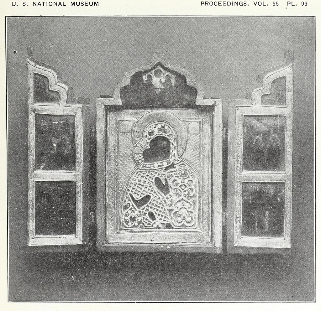 An illustration from Descriptive catalogue of the collection of ecclesiastical art in the United States National Museum, 1919, leaf 117