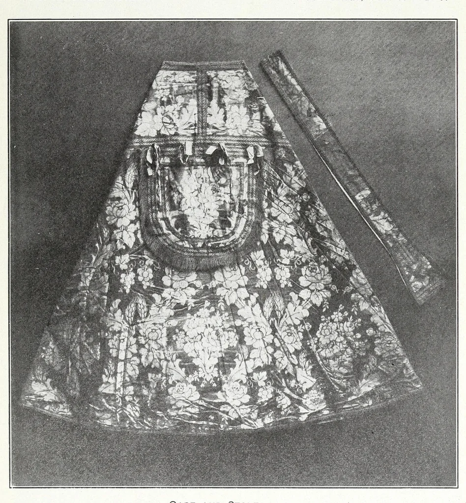An illustration from Descriptive catalogue of the collection of ecclesiastical art in the United States National Museum, 1919, leaf 73