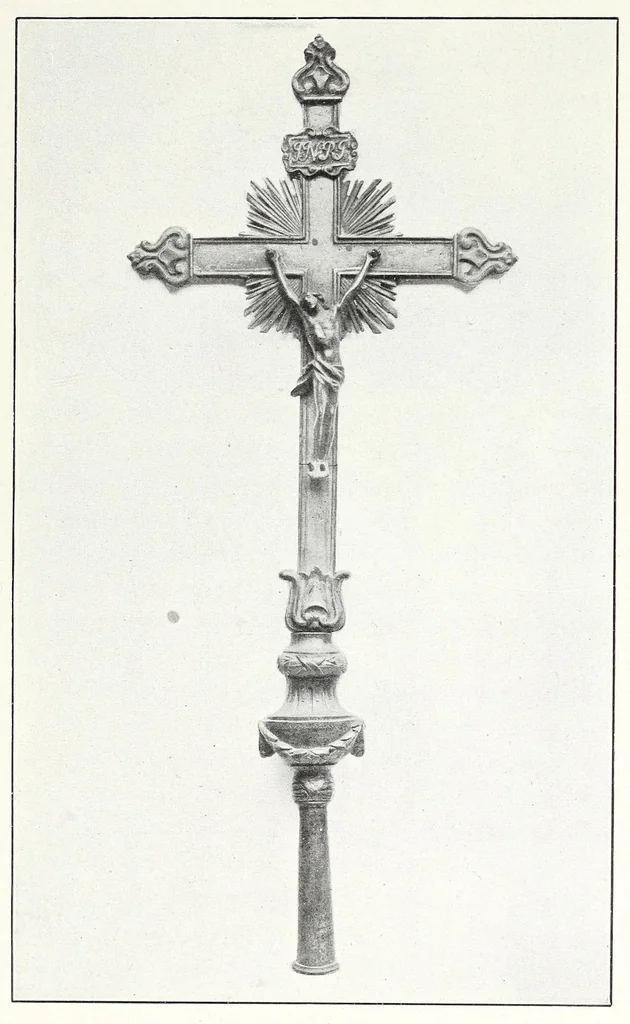 An illustration from Descriptive catalogue of the collection of ecclesiastical art in the United States National Museum, 1919, leaf 85
