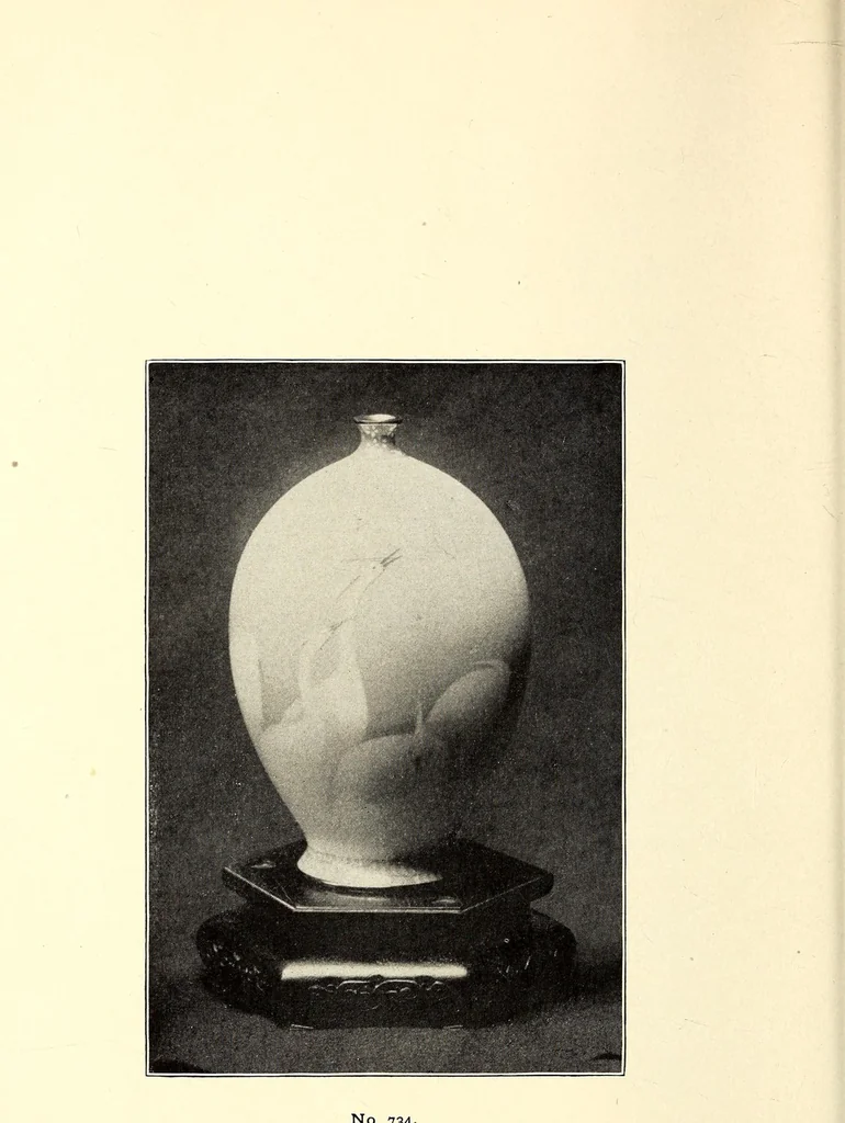 An illustration from Descriptive catalogue of an important collection of Japanese and Chinese pottery, porcelain, bronzes, brocades, prints, embroideries, kakemono, screens, ivories and gold lacquers selected by Mr. Bunkio Matsuki of Kobe, Japan, and Boston, 1898, leaf 112