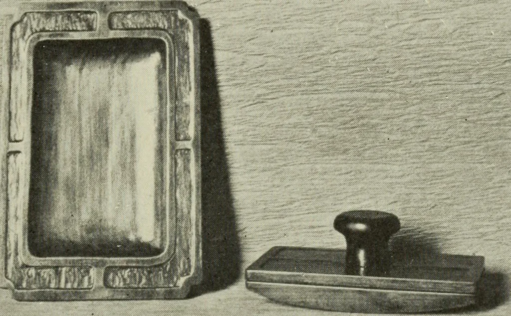 An illustration from Design and construction in wood, 1916, leaf 129