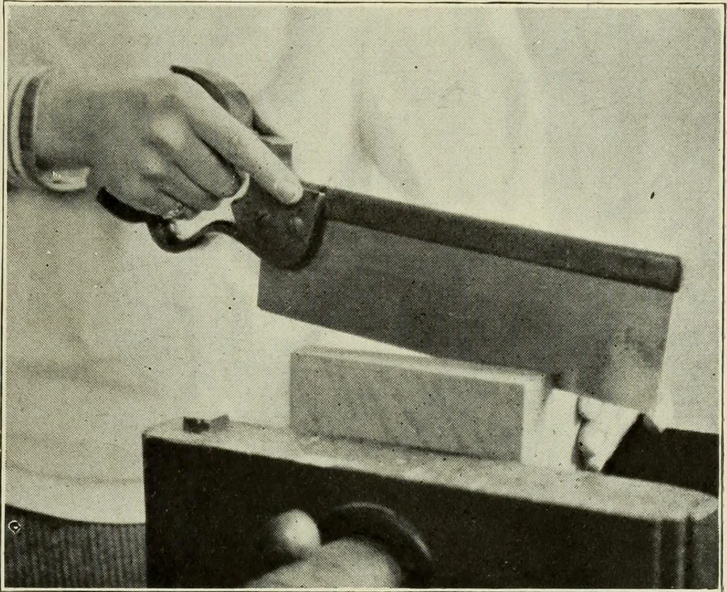 An illustration from Design and construction in wood, 1916, leaf 143