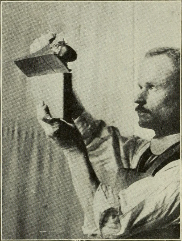 An illustration from Design and construction in wood, 1916, leaf 42
