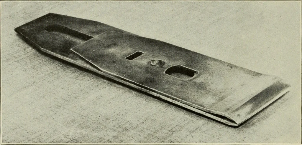 An illustration from Design and construction in wood, 1916, leaf 62