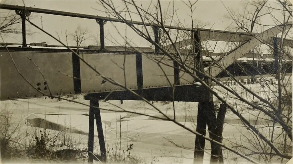 An illustration from Design of a reinforced-concrete highway bridge, 1913, leaf 22