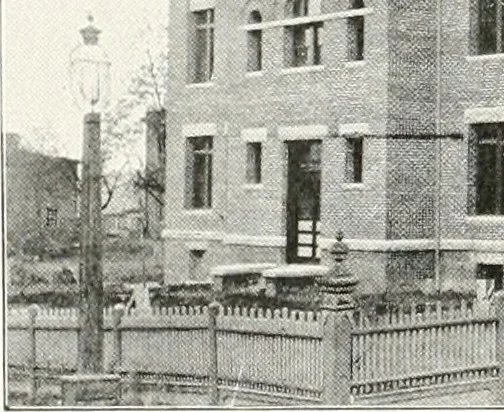 An illustration from Designs from the work of Frank P. Milburn, architect, Columbia, S.C, 1901, leaf 31