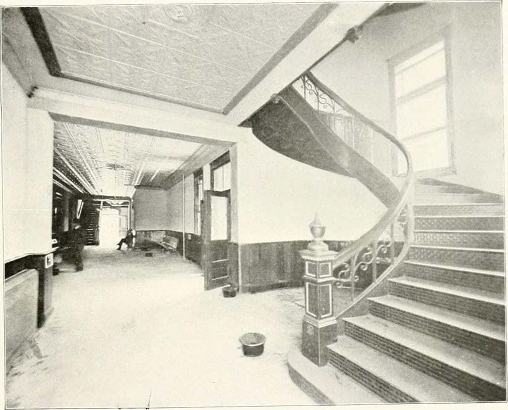 An illustration from Designs from the work of Frank P. Milburn, architect, Columbia, S.C, 1901, leaf 32