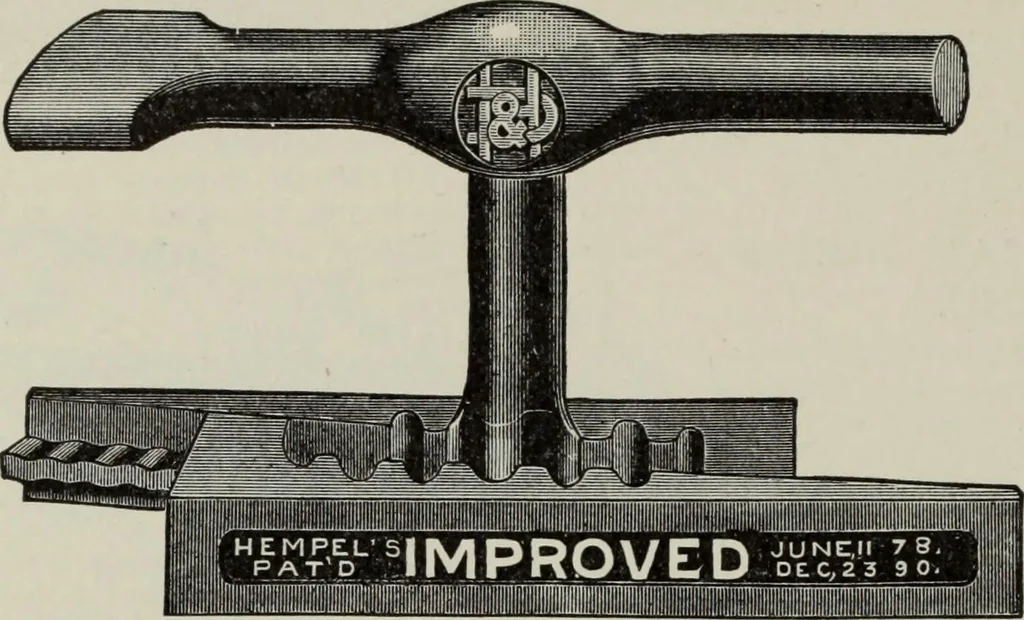 An illustration from Desk book of type specimens, borders, ornaments, brass rules and cuts : catalogue of printing machinery and printers' supplies, 1900, leaf 1121
