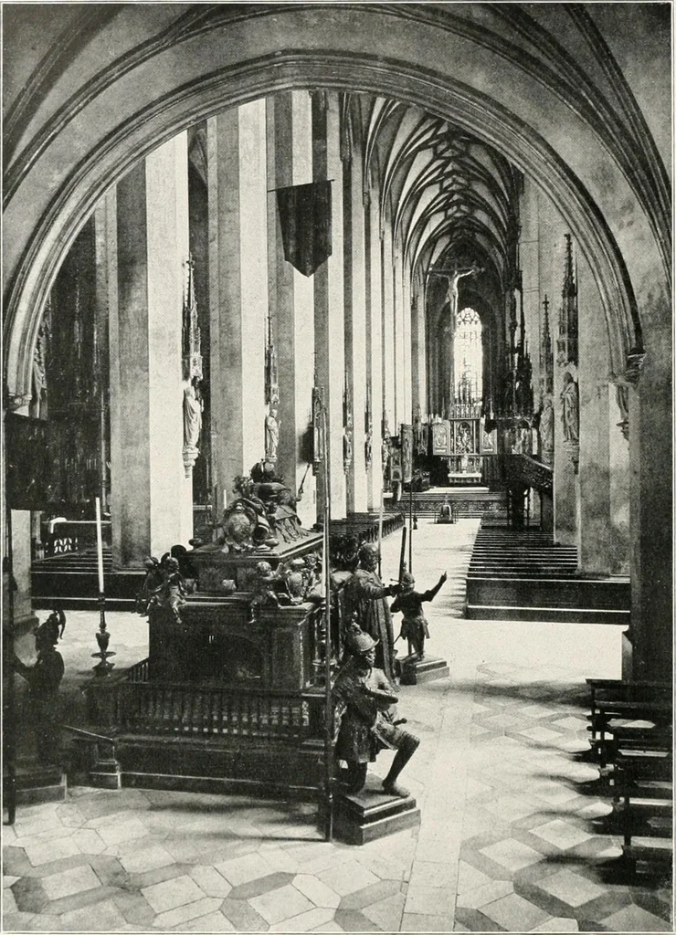 An illustration from Deutsche Baukunst des Mittelalters und der Renaissance : Old German architecture: Ancienne architecture Allemande, 1920, leaf 127