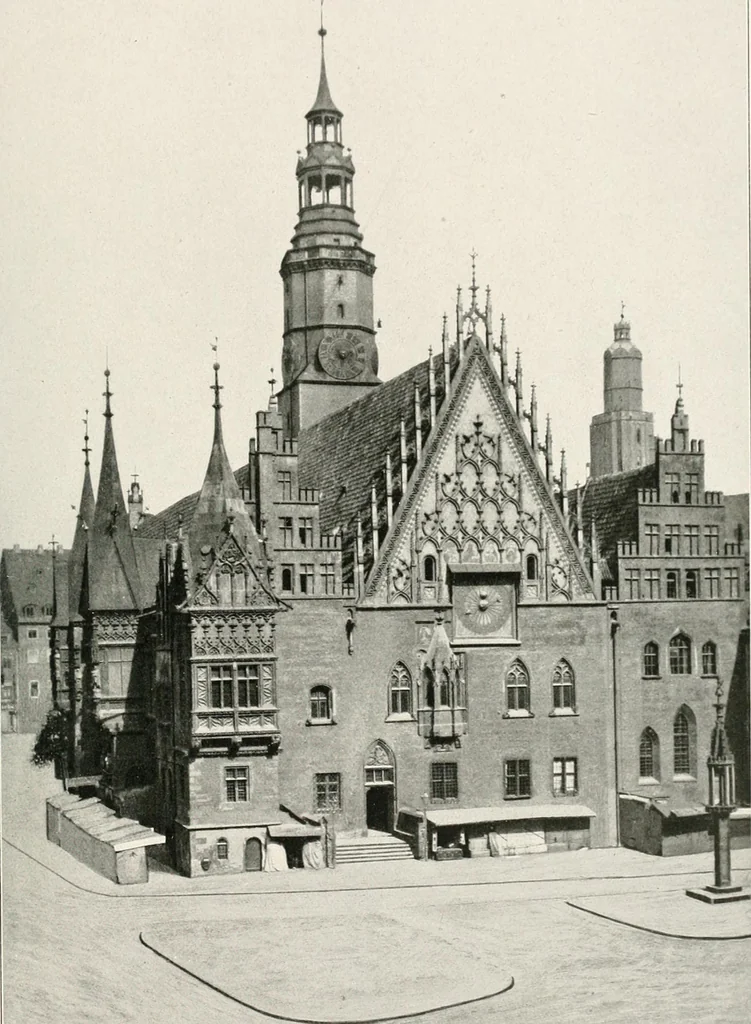 An illustration from Deutsche Baukunst des Mittelalters und der Renaissance : Old German architecture: Ancienne architecture Allemande, 1920, leaf 134