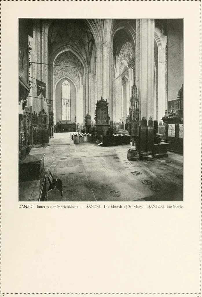 An illustration from Deutsche Baukunst des Mittelalters und der Renaissance : Old German architecture: Ancienne architecture Allemande, 1920, leaf 142