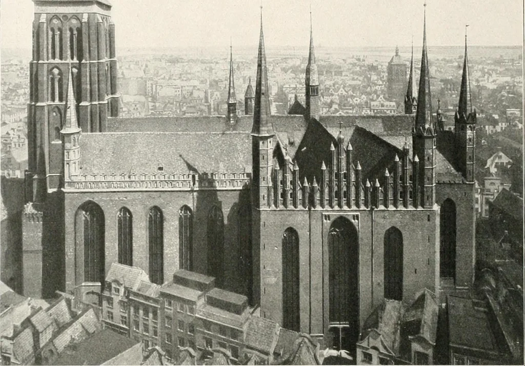 An illustration from Deutsche Baukunst des Mittelalters und der Renaissance : Old German architecture: Ancienne architecture Allemande, 1920, leaf 145