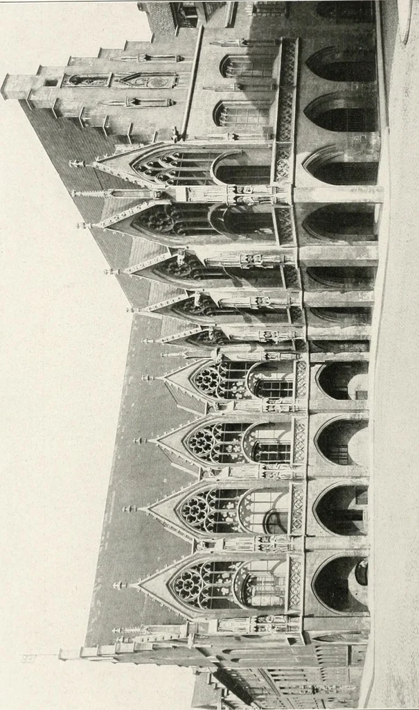 An illustration from Deutsche Baukunst des Mittelalters und der Renaissance : Old German architecture: Ancienne architecture Allemande, 1920, leaf 189