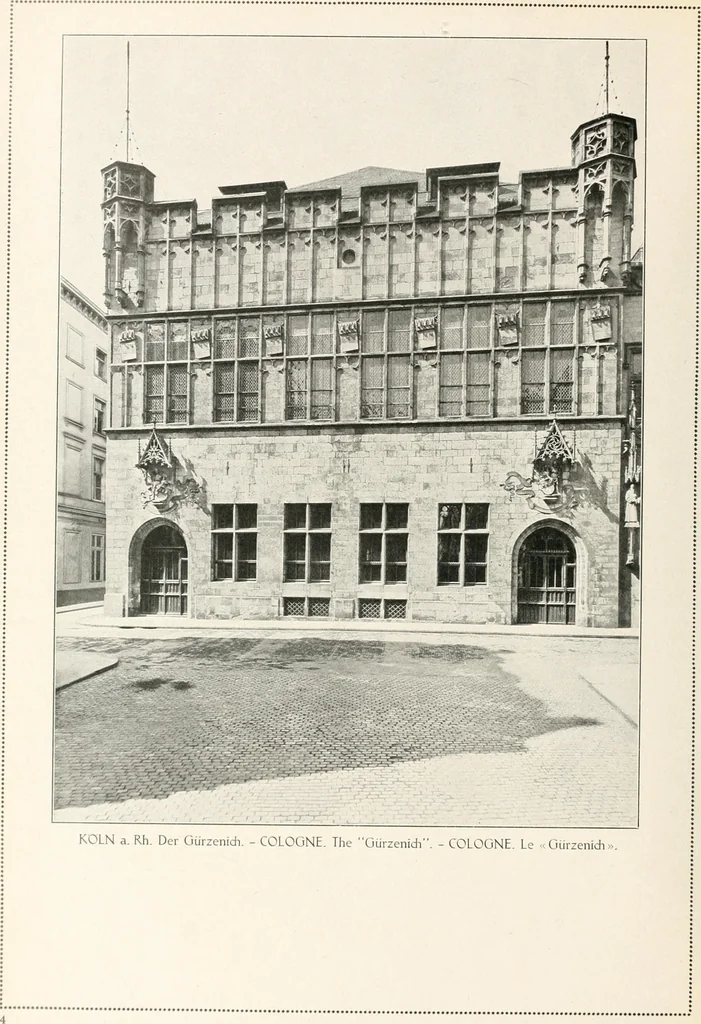 An illustration from Deutsche Baukunst des Mittelalters und der Renaissance : Old German architecture: Ancienne architecture Allemande, 1920, leaf 23