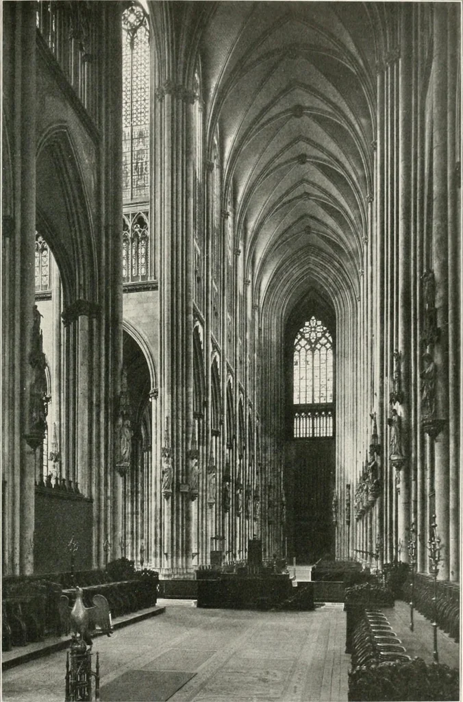 An illustration from Deutsche Baukunst des Mittelalters und der Renaissance : Old German architecture: Ancienne architecture Allemande, 1920, leaf 28