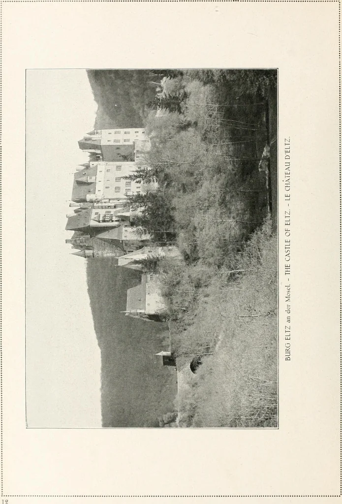 An illustration from Deutsche Baukunst des Mittelalters und der Renaissance : Old German architecture: Ancienne architecture Allemande, 1920, leaf 31