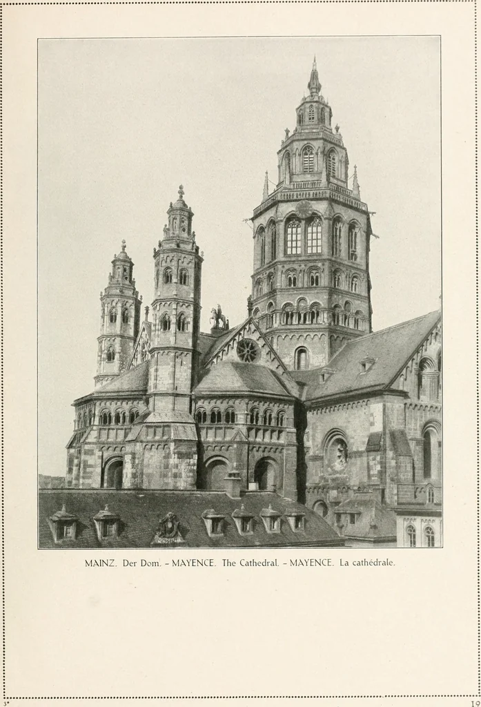 An illustration from Deutsche Baukunst des Mittelalters und der Renaissance : Old German architecture: Ancienne architecture Allemande, 1920, leaf 38