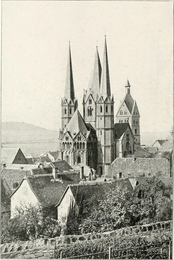 An illustration from Deutsche Baukunst des Mittelalters und der Renaissance : Old German architecture: Ancienne architecture Allemande, 1920, leaf 43