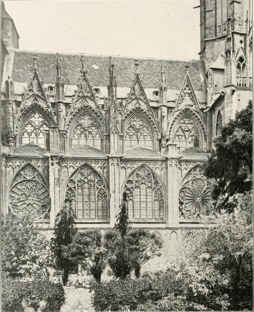 An illustration from Deutsche Baukunst des Mittelalters und der Renaissance : Old German architecture: Ancienne architecture Allemande, 1920, leaf 61