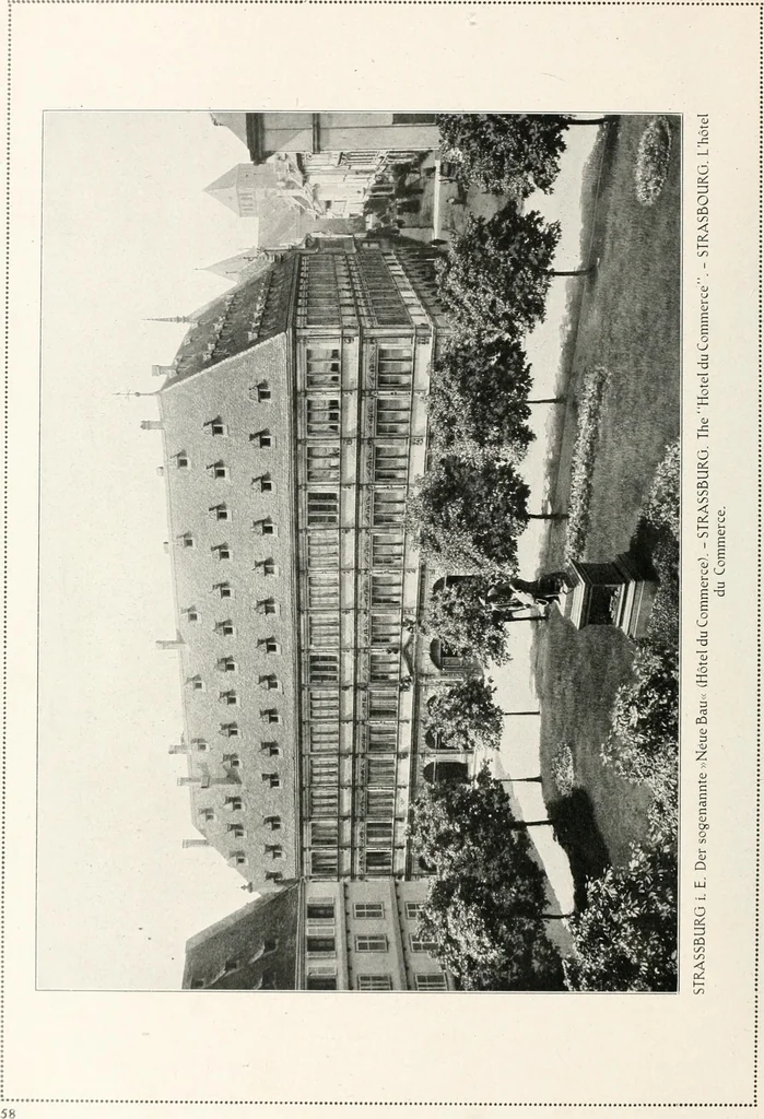 An illustration from Deutsche Baukunst des Mittelalters und der Renaissance : Old German architecture: Ancienne architecture Allemande, 1920, leaf 77