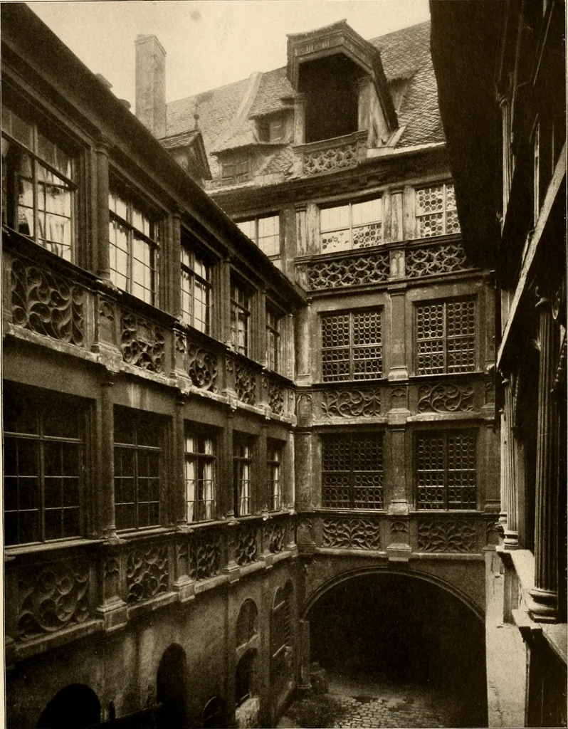 An illustration from Deutsche Baukunst des Mittelalters und der Renaissance = old German architecture, 1922, leaf 132